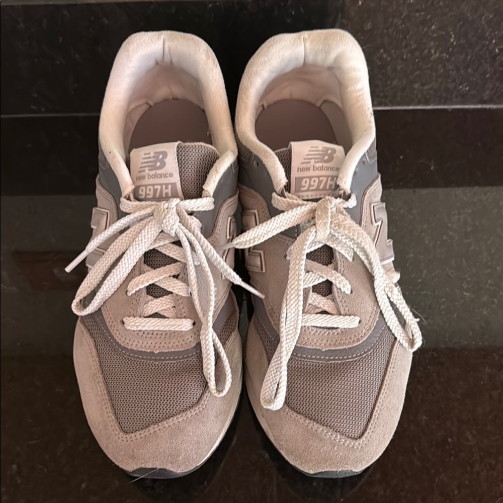 New Balance 997H Gray and White Sneakers